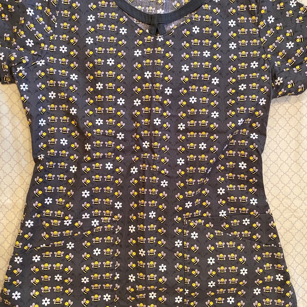 Dickies scrub top